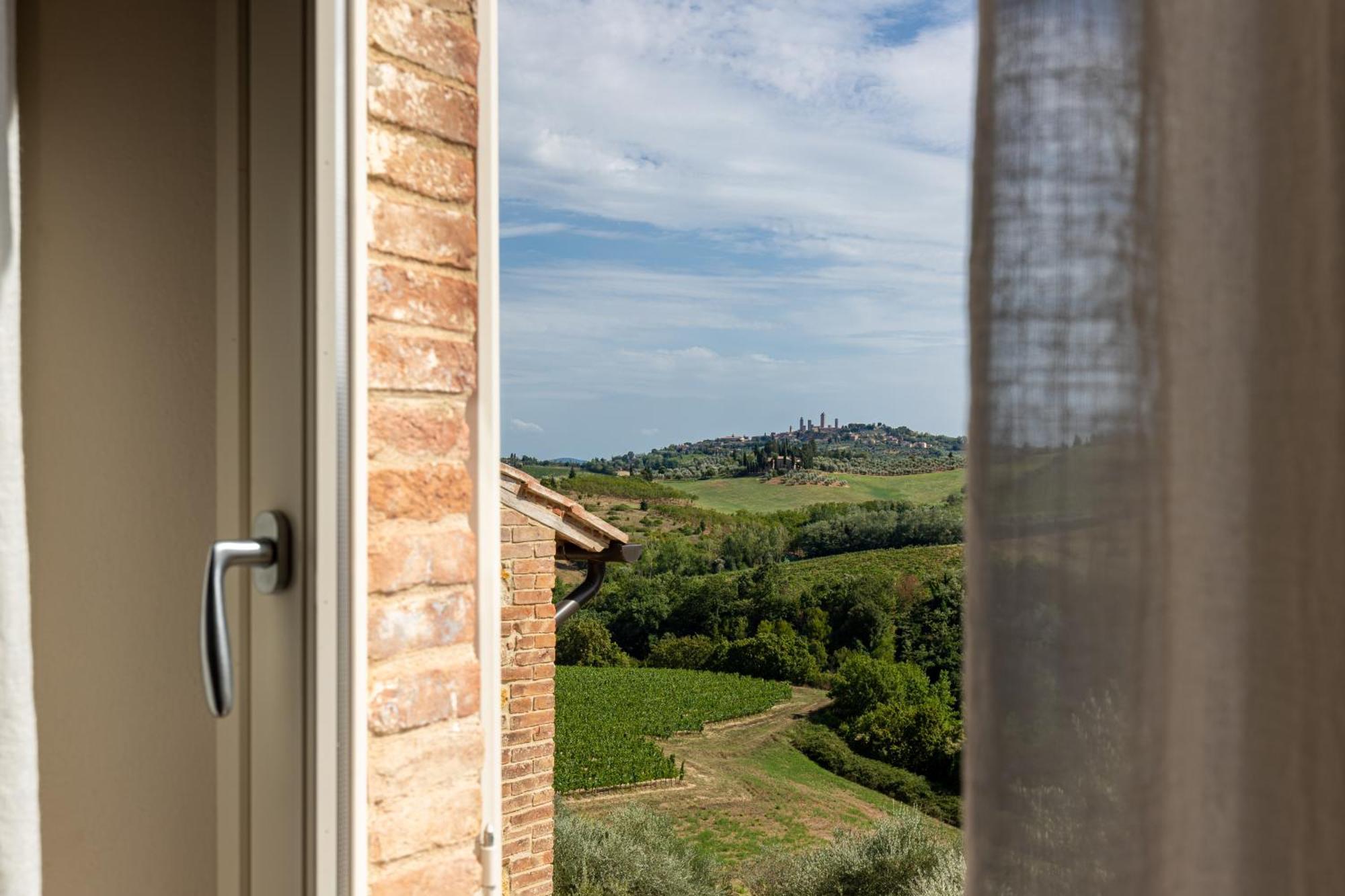 Il Castro Luxury Apartments San Gimignano Exteriör bild