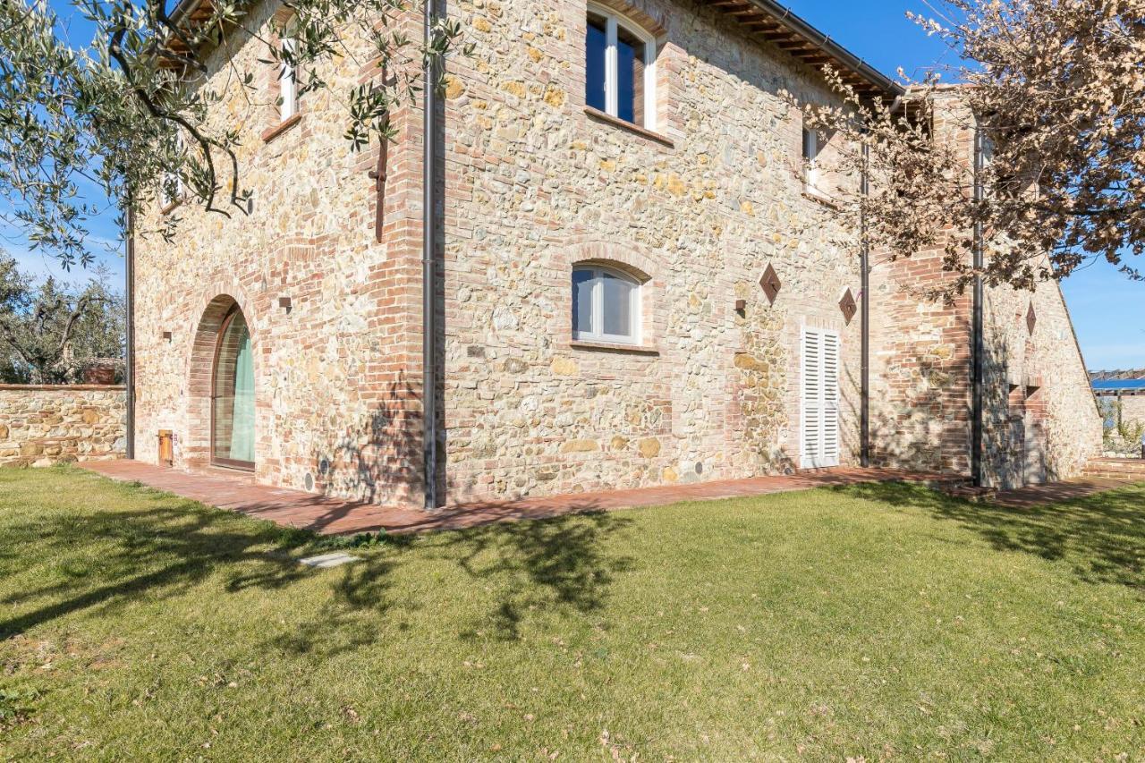 Il Castro Luxury Apartments San Gimignano Exteriör bild